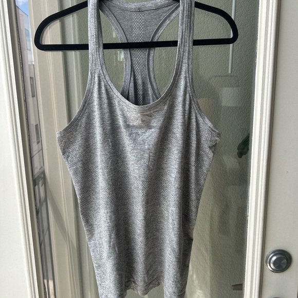 lululemon athletica Tops - Lululemon Peloton Gray Swiftly Tech Women's Tank Top